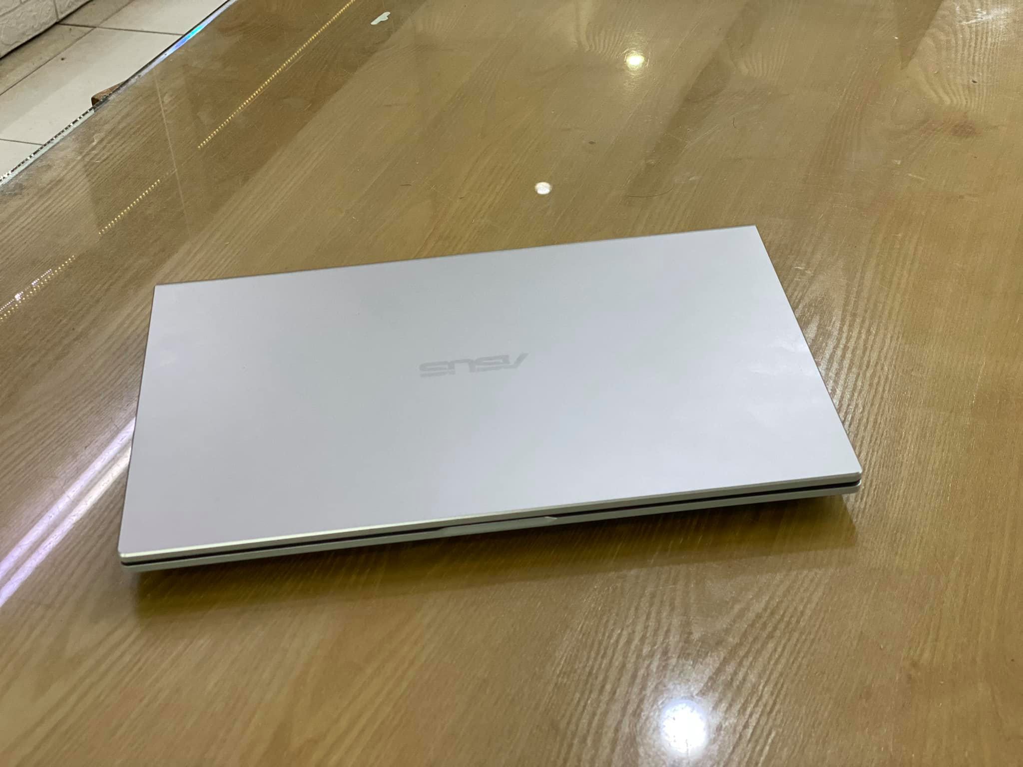 Laptop ASUS Vivobook 15 M515-9.jpeg